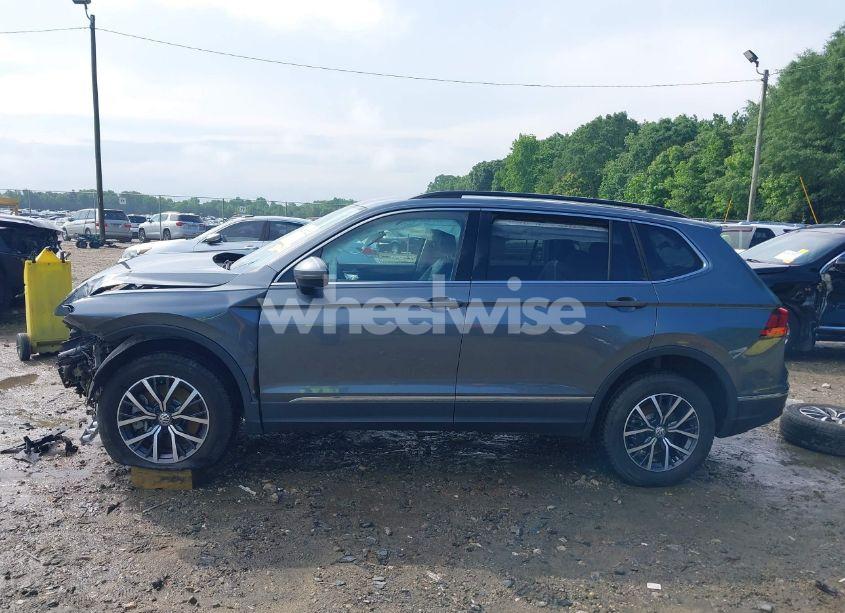 Photo 15 of 2020 Volkswagen Tiguan 2.0T SE/2.0T SE R-LINE BLACK/2.0T SEL (VIN 3VV2B7AX5LM142418)