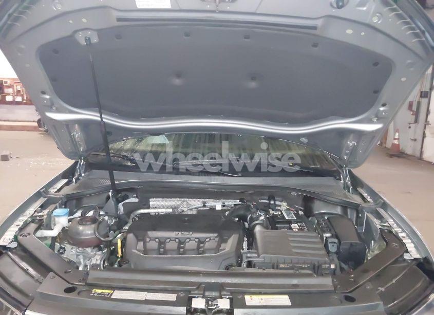 Photo 10 of 2020 Volkswagen Tiguan 2.0T SE/2.0T SE R-LINE BLACK/2.0T SEL (VIN 3VV2B7AX5LM149305)