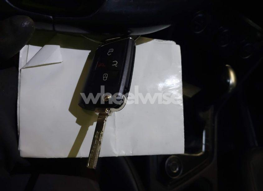 Photo 11 of 2020 Volkswagen Tiguan 2.0T SE/2.0T SE R-LINE BLACK/2.0T SEL (VIN 3VV2B7AX5LM149305)