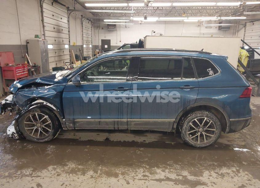Photo 14 of 2020 Volkswagen Tiguan 2.0T SE/2.0T SE R-LINE BLACK/2.0T SEL (VIN 3VV2B7AX5LM162958)