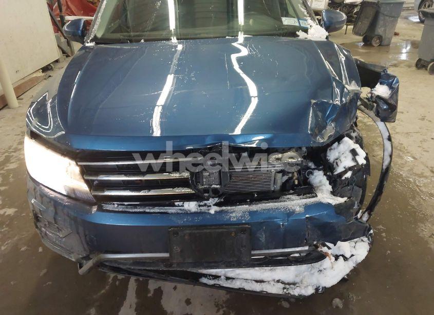 Photo 17 of 2020 Volkswagen Tiguan 2.0T SE/2.0T SE R-LINE BLACK/2.0T SEL (VIN 3VV2B7AX5LM162958)