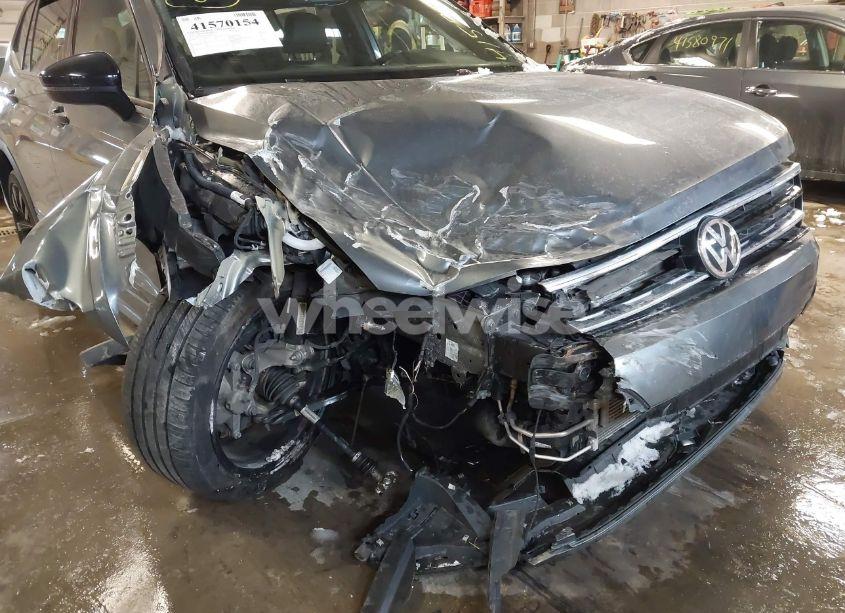 Photo 19 of 2021 Volkswagen Tiguan 2.0T SE/2.0T SE R-LINE BLACK/2.0T SEL (VIN 3VV2B7AX5MM029733)