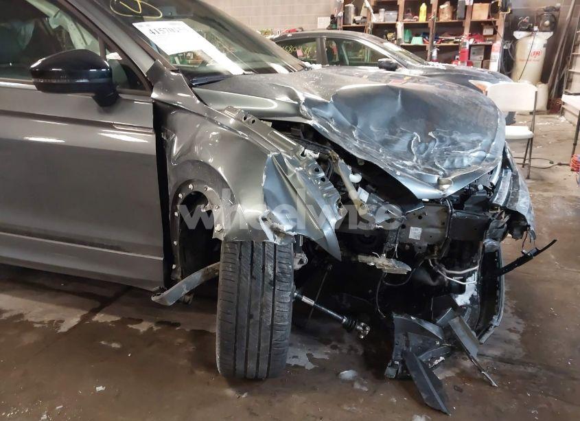 Photo 20 of 2021 Volkswagen Tiguan 2.0T SE/2.0T SE R-LINE BLACK/2.0T SEL (VIN 3VV2B7AX5MM029733)