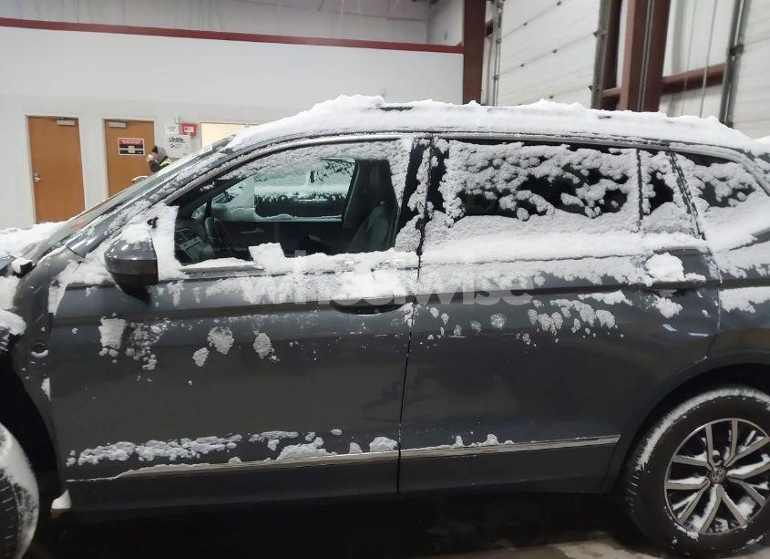 Photo 15 of 2021 Volkswagen Tiguan 2.0T SE/2.0T SE R-LINE BLACK/2.0T SEL (VIN 3VV2B7AX5MM091682)