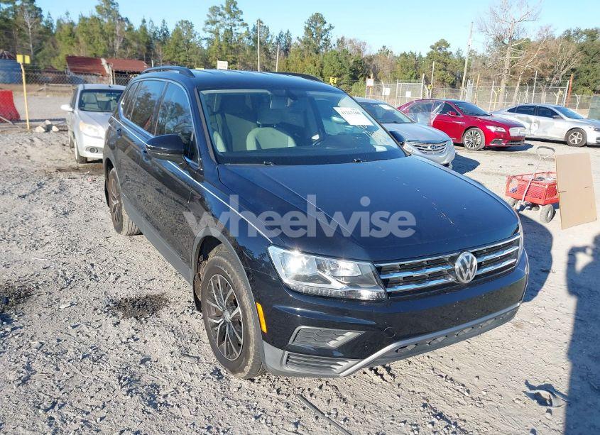 2021 Volkswagen Tiguan 2.0T SE/2.0T SE R-LINE BLACK/2.0T SEL (VIN 3VV2B7AX5MM099443) main photo