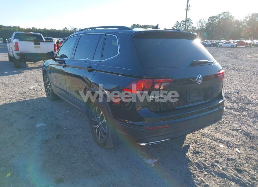 Photo 3 of 2021 Volkswagen Tiguan 2.0T SE/2.0T SE R-LINE BLACK/2.0T SEL (VIN 3VV2B7AX5MM099443)