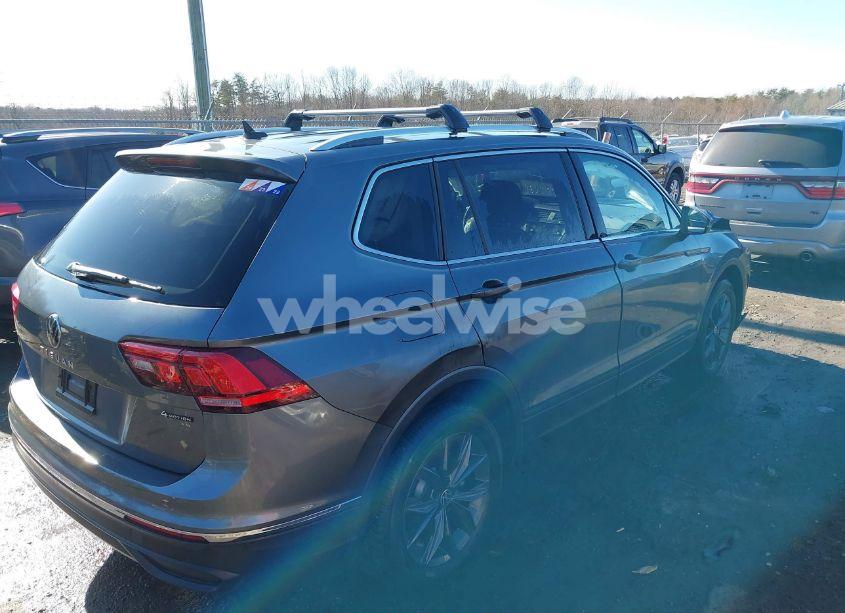 Photo 4 of 2022 Volkswagen Tiguan 2.0T SE (VIN 3VV2B7AX5NM048462)