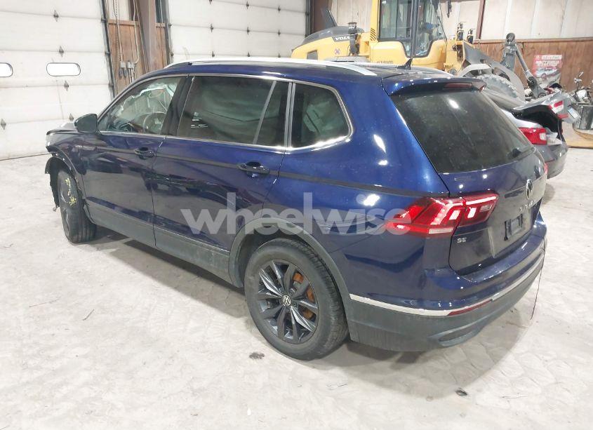 Photo 3 of 2022 Volkswagen Tiguan 2.0T SE (VIN 3VV2B7AX5NM077153)
