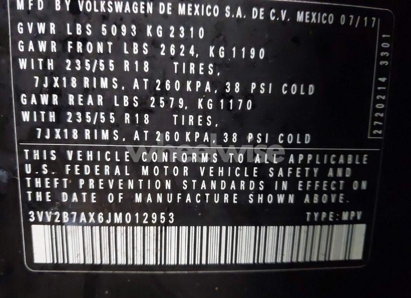 Photo 9 of 2018 Volkswagen Tiguan 2.0T SE/2.0T SEL (VIN 3VV2B7AX6JM012953)