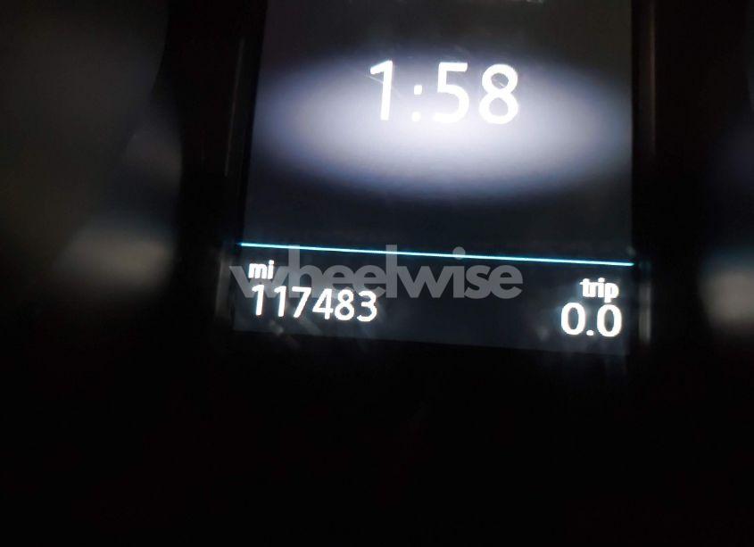 Photo 15 of 2018 Volkswagen Tiguan 2.0T SE/2.0T SEL (VIN 3VV2B7AX6JM056807)