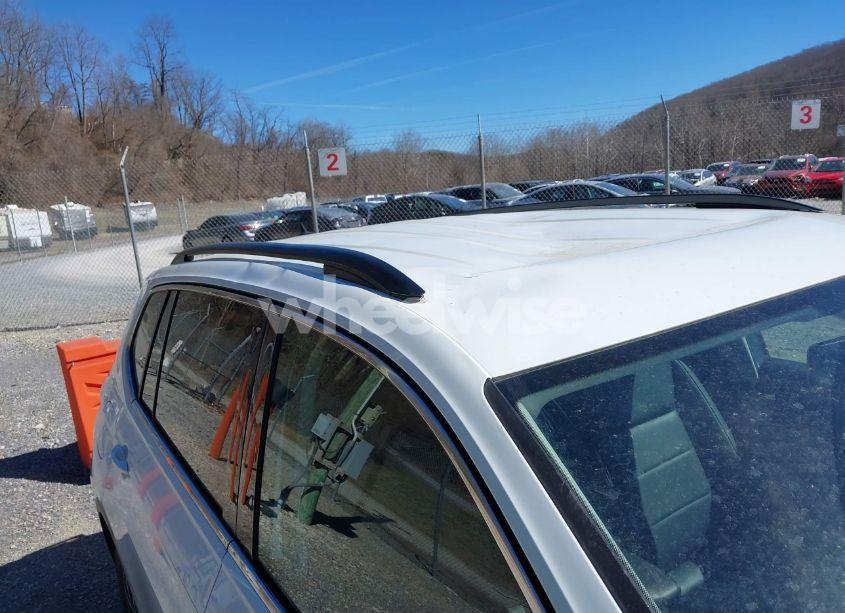 Photo 21 of 2018 Volkswagen Tiguan 2.0T SE/2.0T SEL (VIN 3VV2B7AX6JM203708)