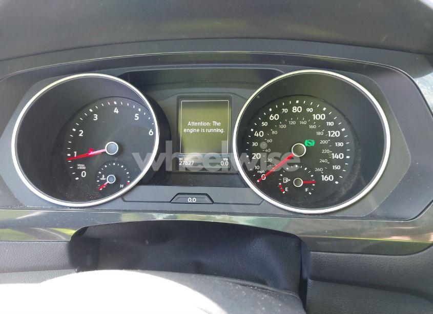 Photo 7 of 2018 Volkswagen Tiguan 2.0T SE/2.0T SEL (VIN 3VV2B7AX6JM203708)