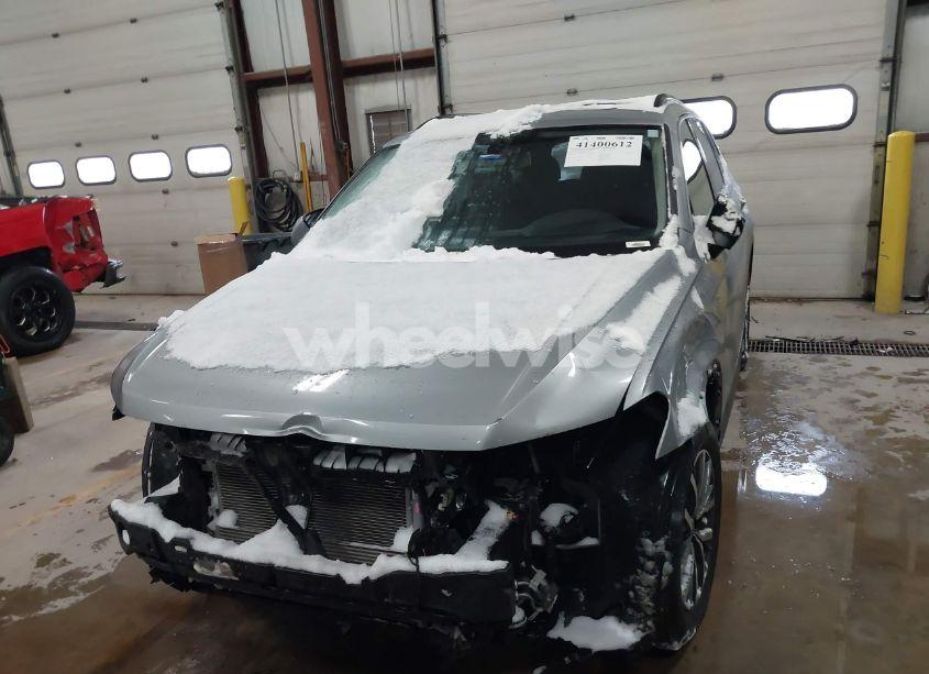 Photo 13 of 2019 Volkswagen Tiguan 2.0T SE/2.0T SEL/2.0T SEL R-LINE/2.0T SEL R-LINE BLACK (VIN 3VV2B7AX6KM110737)