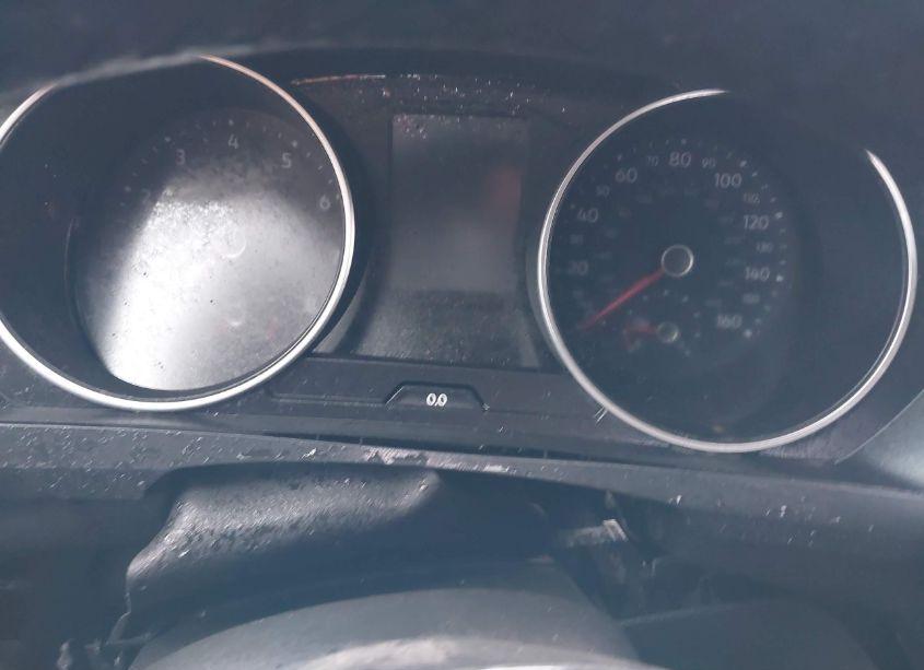 Photo 14 of 2019 Volkswagen Tiguan 2.0T SE/2.0T SEL/2.0T SEL R-LINE/2.0T SEL R-LINE BLACK (VIN 3VV2B7AX6KM196468)