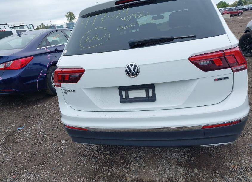 Photo 16 of 2020 Volkswagen Tiguan 2.0T SE/2.0T SE R-LINE BLACK/2.0T SEL (VIN 3VV2B7AX6LM062528)