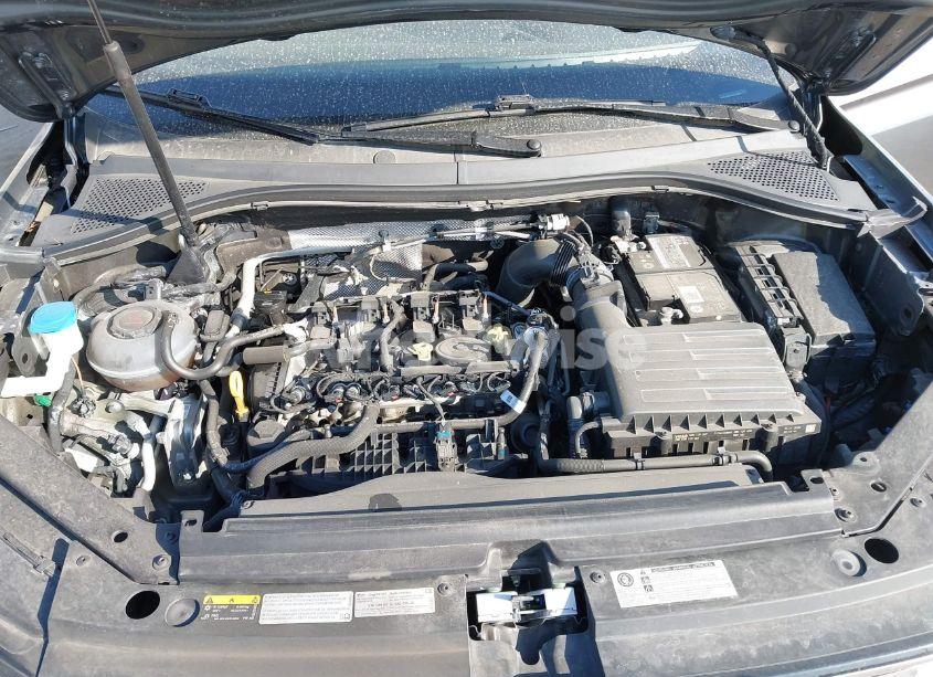 Photo 10 of 2020 Volkswagen Tiguan 2.0T SE/2.0T SE R-LINE BLACK/2.0T SEL (VIN 3VV2B7AX6LM108682)