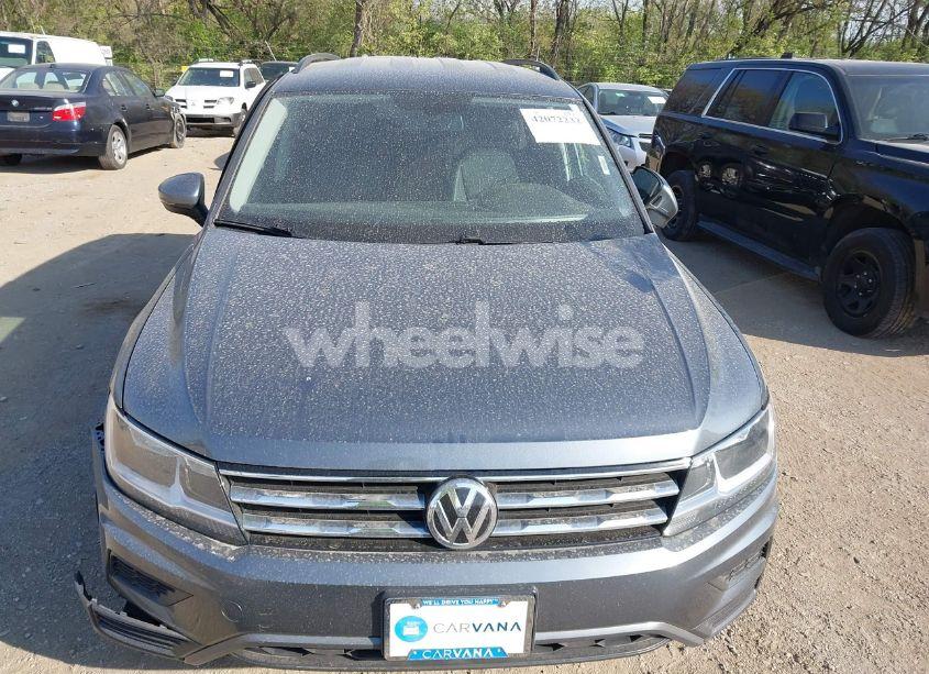 Photo 12 of 2020 Volkswagen Tiguan 2.0T SE/2.0T SE R-LINE BLACK/2.0T SEL (VIN 3VV2B7AX6LM108682)