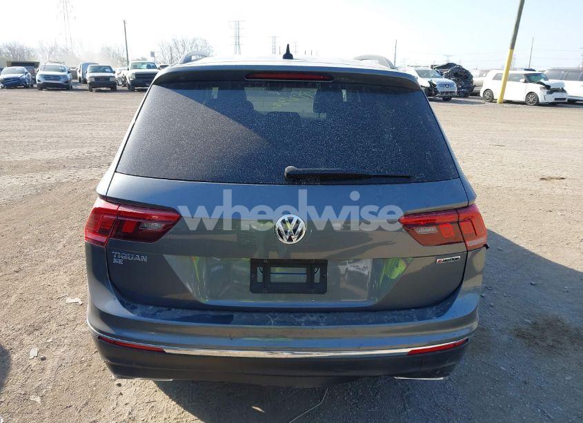 Photo 19 of 2020 Volkswagen Tiguan 2.0T SE/2.0T SE R-LINE BLACK/2.0T SEL (VIN 3VV2B7AX6LM108682)
