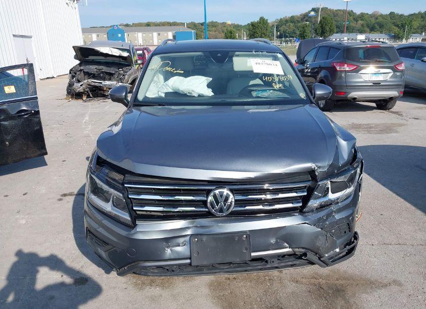 Photo 12 of 2020 Volkswagen Tiguan 2.0T SE/2.0T SE R-LINE BLACK/2.0T SEL (VIN 3VV2B7AX6LM115907)