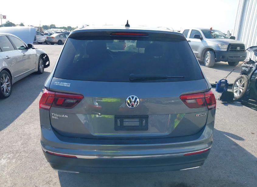Photo 16 of 2020 Volkswagen Tiguan 2.0T SE/2.0T SE R-LINE BLACK/2.0T SEL (VIN 3VV2B7AX6LM115907)
