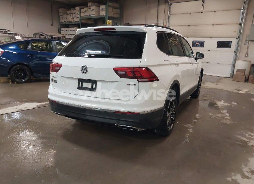 Photo 4 of 2021 Volkswagen Tiguan 2.0T SE/2.0T SE R-LINE BLACK/2.0T SEL (VIN 3VV2B7AX6MM021687)