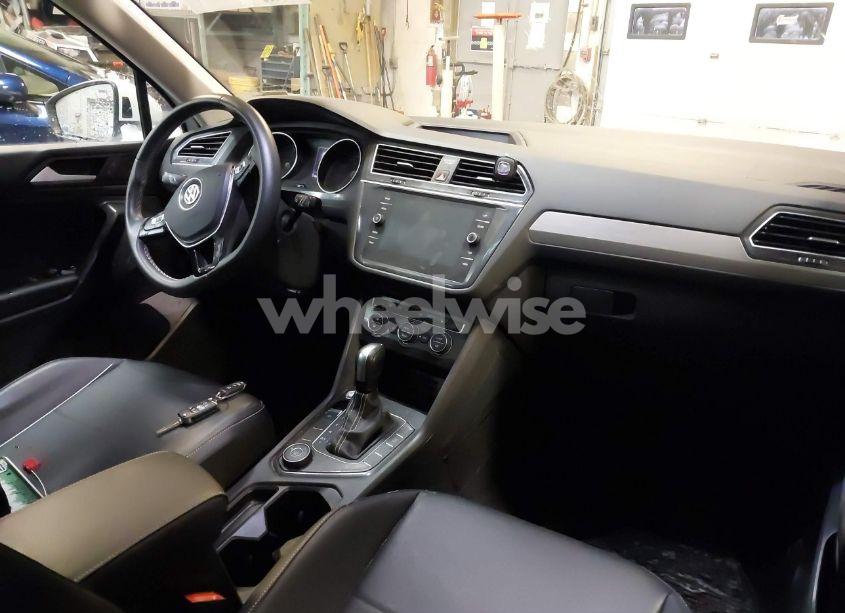 Photo 5 of 2021 Volkswagen Tiguan 2.0T SE/2.0T SE R-LINE BLACK/2.0T SEL (VIN 3VV2B7AX6MM021687)