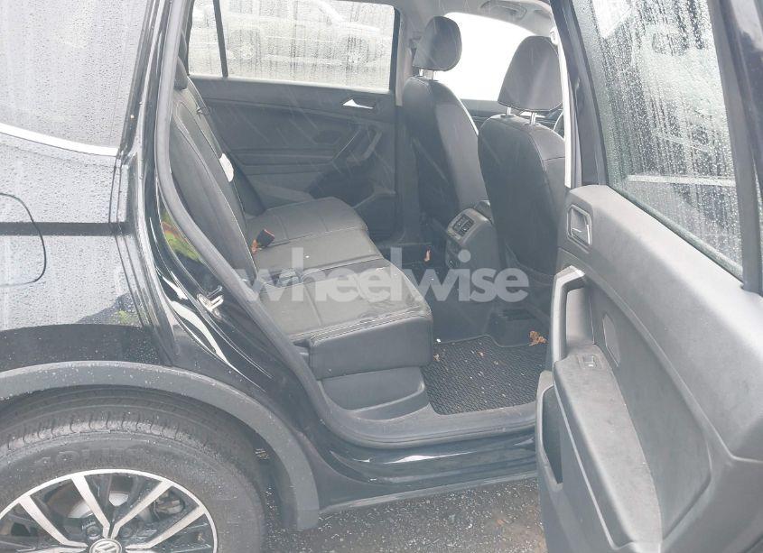 Photo 8 of 2021 Volkswagen Tiguan 2.0T SE/2.0T SE R-LINE BLACK/2.0T SEL (VIN 3VV2B7AX6MM064166)