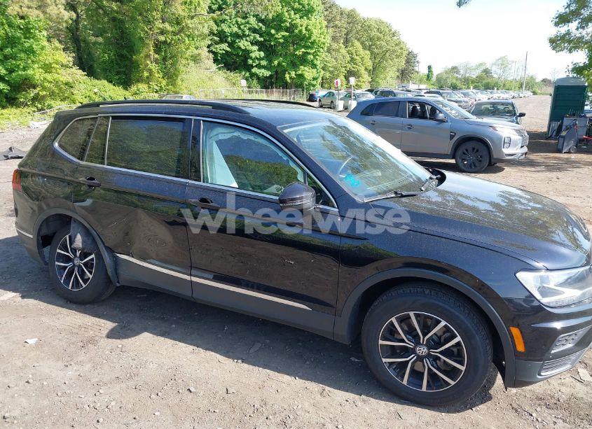 Photo 13 of 2021 Volkswagen Tiguan 2.0T SE/2.0T SE R-LINE BLACK/2.0T SEL (VIN 3VV2B7AX6MM078634)
