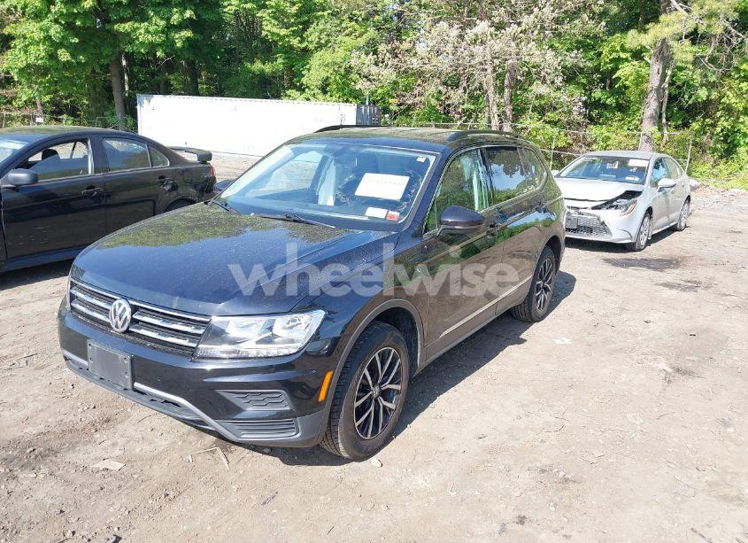 Photo 2 of 2021 Volkswagen Tiguan 2.0T SE/2.0T SE R-LINE BLACK/2.0T SEL (VIN 3VV2B7AX6MM078634)