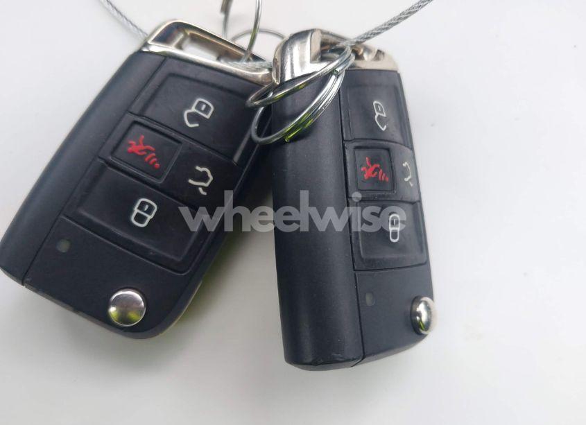 Photo 11 of 2021 Volkswagen Tiguan 2.0T SE/2.0T SE R-LINE BLACK/2.0T SEL (VIN 3VV2B7AX6MM093344)