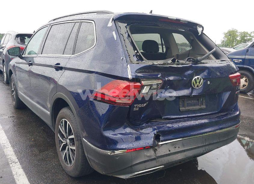 Photo 3 of 2021 Volkswagen Tiguan 2.0T SE/2.0T SE R-LINE BLACK/2.0T SEL (VIN 3VV2B7AX6MM093344)