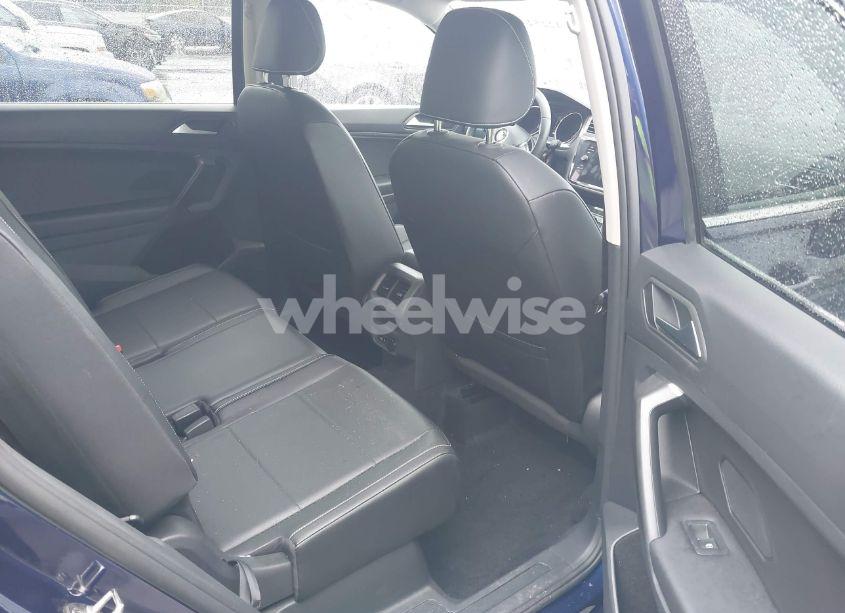 Photo 8 of 2021 Volkswagen Tiguan 2.0T SE/2.0T SE R-LINE BLACK/2.0T SEL (VIN 3VV2B7AX6MM093344)