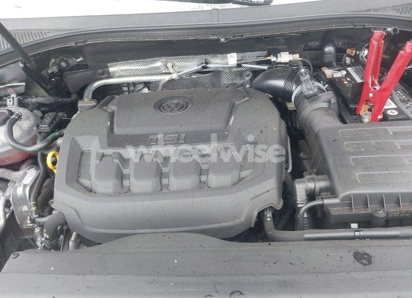 Photo 10 of 2021 Volkswagen Tiguan 2.0T SE/2.0T SE R-LINE BLACK/2.0T SEL (VIN 3VV2B7AX6MM102379)