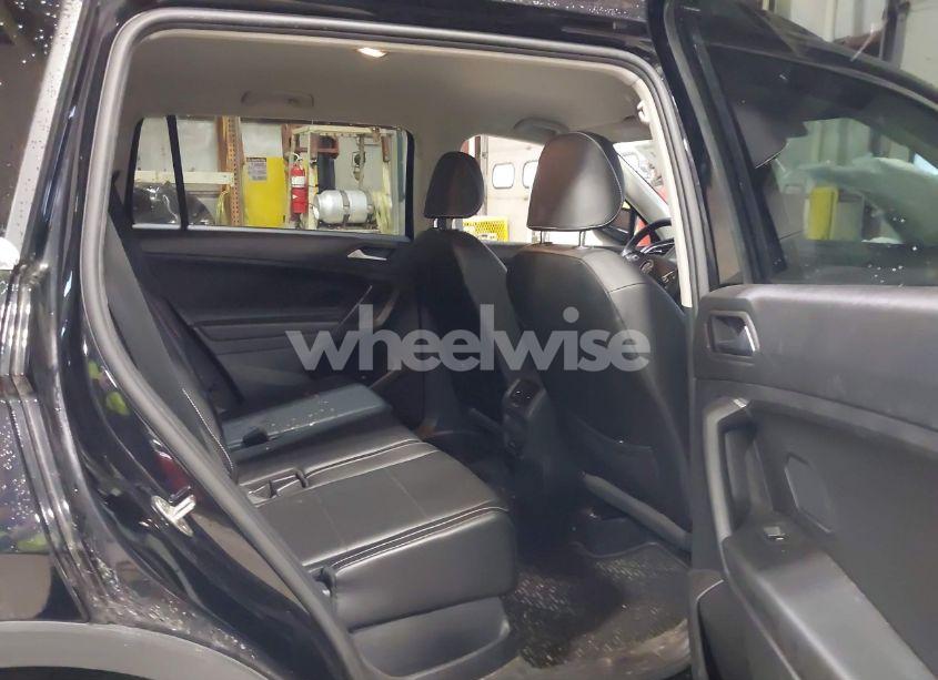 Photo 8 of 2021 Volkswagen Tiguan 2.0T SE/2.0T SE R-LINE BLACK/2.0T SEL (VIN 3VV2B7AX6MM104634)