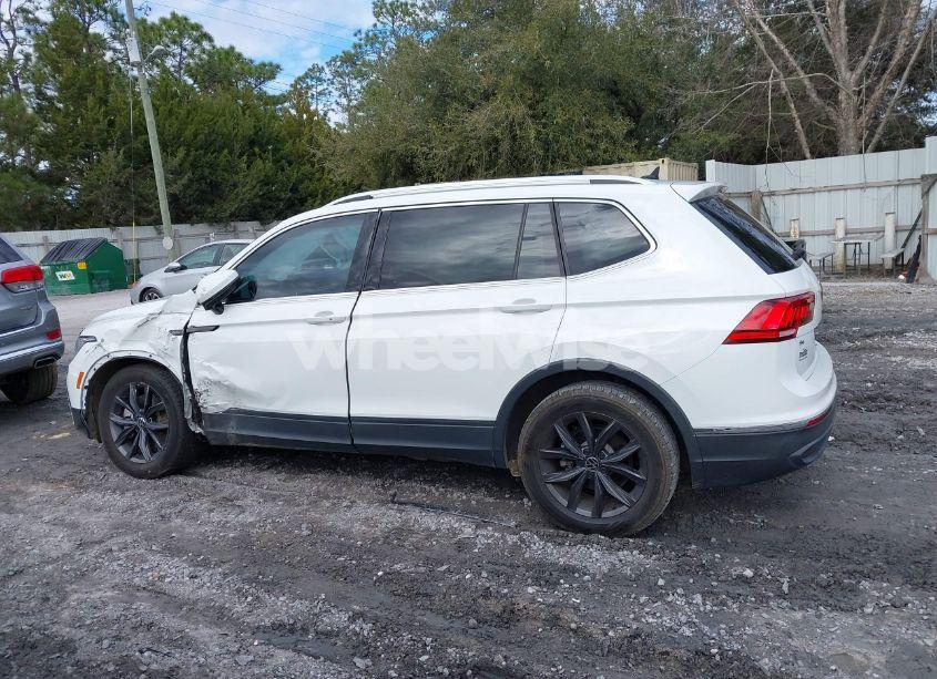 Photo 14 of 2022 Volkswagen Tiguan 2.0T SE (VIN 3VV2B7AX6NM022422)