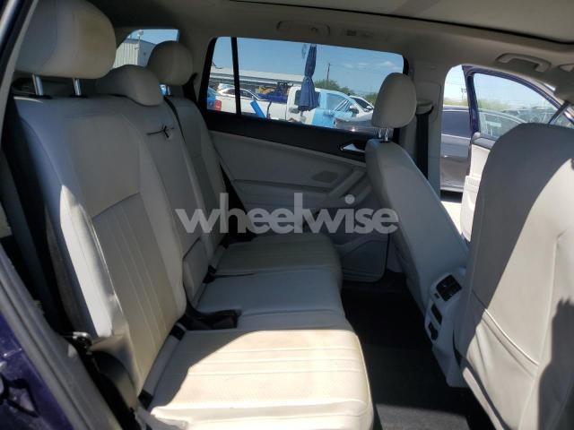 Photo 8 of 2022 VOLKSWAGEN TIGUAN SE (VIN 3VV2B7AX6NM131057)