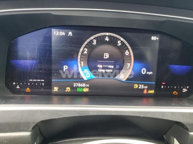 Photo 9 of 2022 VOLKSWAGEN TIGUAN SE (VIN 3VV2B7AX6NM131057)