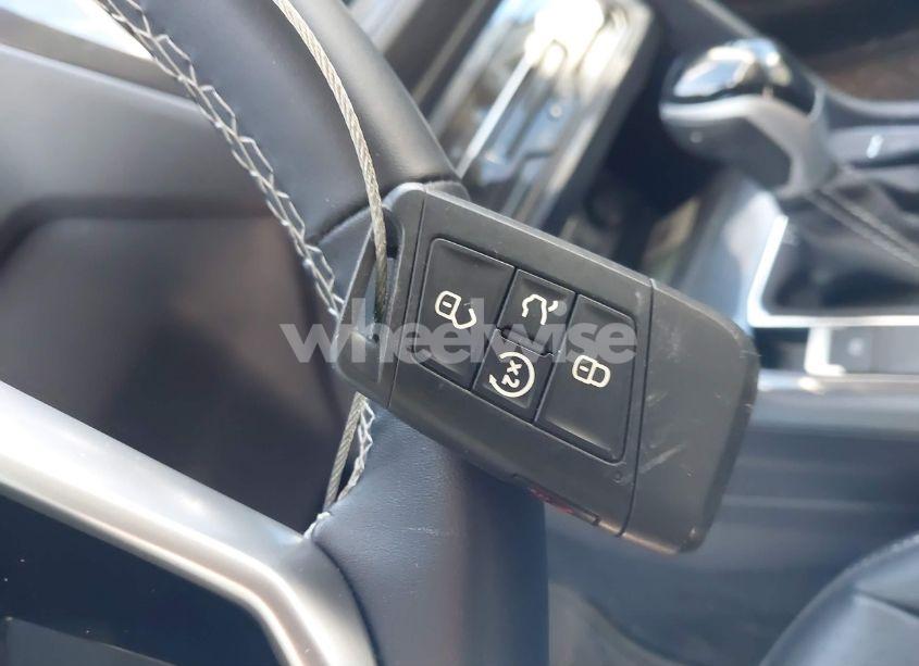 Photo 11 of 2024 Volkswagen Tiguan 2.0T SE/WOLFSBURG EDITION (VIN 3VV2B7AX6RM035127)