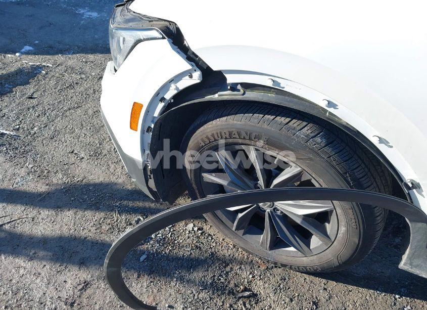 Photo 17 of 2024 Volkswagen Tiguan 2.0T SE/WOLFSBURG EDITION (VIN 3VV2B7AX6RM035127)