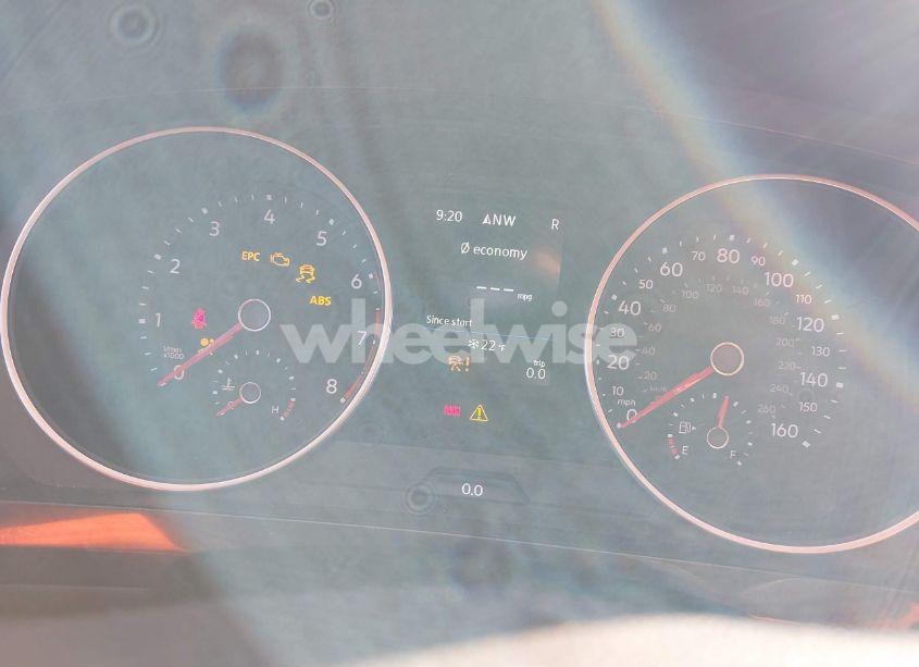 Photo 7 of 2018 Volkswagen Tiguan 2.0T SE/2.0T SEL (VIN 3VV2B7AX7JM031558)