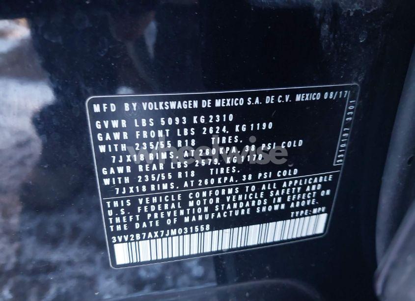 Photo 9 of 2018 Volkswagen Tiguan 2.0T SE/2.0T SEL (VIN 3VV2B7AX7JM031558)