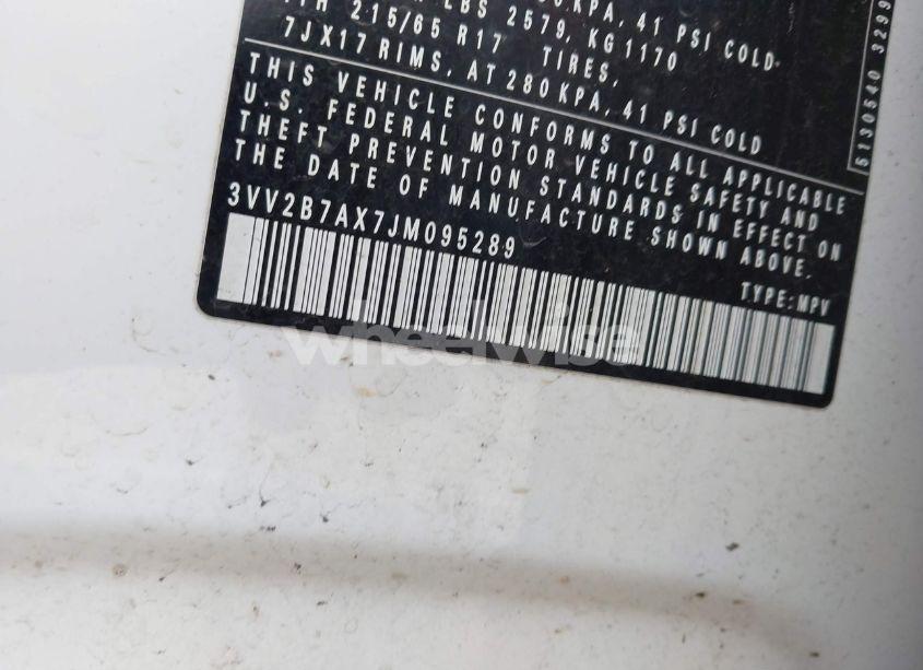 Photo 9 of 2018 Volkswagen Tiguan (VIN 3VV2B7AX7JM095289)