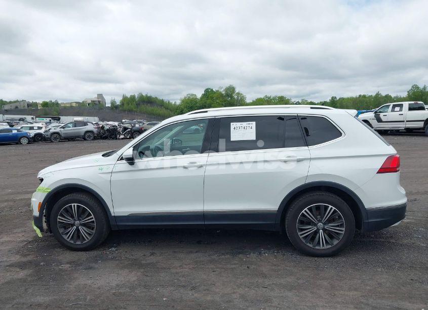 Photo 14 of 2018 Volkswagen Tiguan 2.0T SE/2.0T SEL (VIN 3VV2B7AX7JM099570)