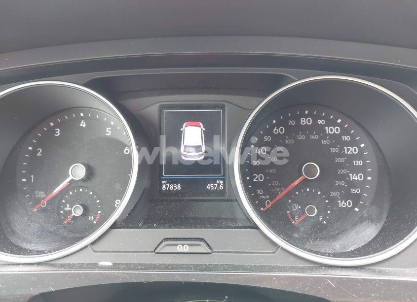 Photo 7 of 2018 Volkswagen Tiguan 2.0T SE/2.0T SEL (VIN 3VV2B7AX7JM099570)