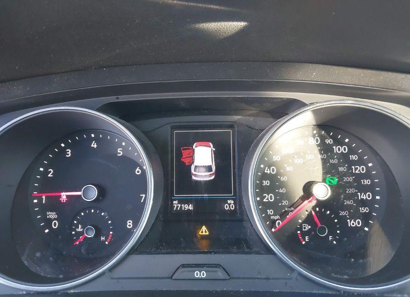 Photo 7 of 2018 Volkswagen Tiguan 2.0T SE/2.0T SEL (VIN 3VV2B7AX7JM194808)
