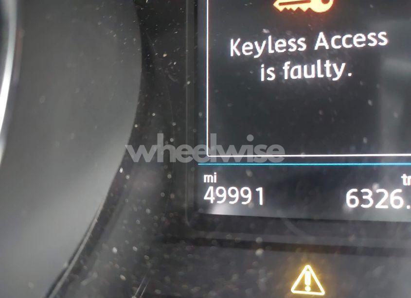 Photo 15 of 2018 Volkswagen Tiguan (VIN 3VV2B7AX7JM205306)