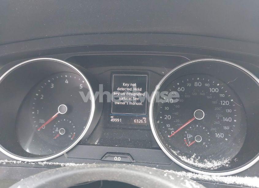 Photo 7 of 2018 Volkswagen Tiguan (VIN 3VV2B7AX7JM205306)
