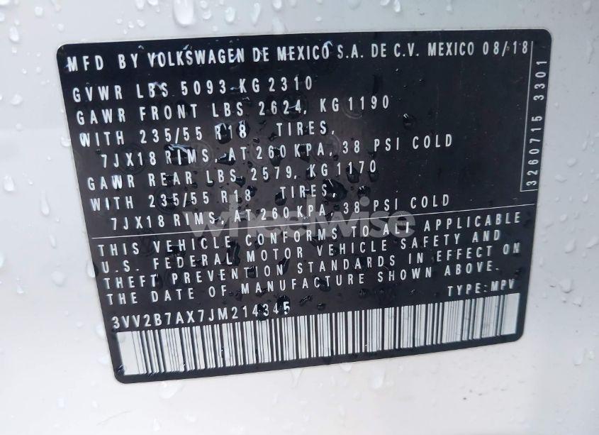 Photo 9 of 2018 Volkswagen Tiguan 2.0T SE/2.0T SEL (VIN 3VV2B7AX7JM214345)