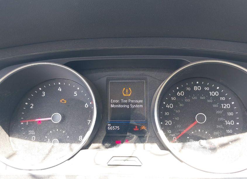 Photo 7 of 2019 Volkswagen Tiguan 2.0T SE/2.0T SEL/2.0T SEL R-LINE/2.0T SEL R-LINE BLACK (VIN 3VV2B7AX7KM096332)