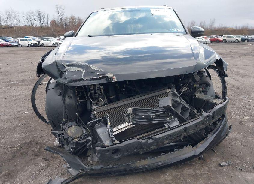 Photo 6 of 2019 Volkswagen Tiguan 2.0T SE/2.0T SEL/2.0T SEL R-LINE/2.0T SEL R-LINE BLACK (VIN 3VV2B7AX7KM101156)